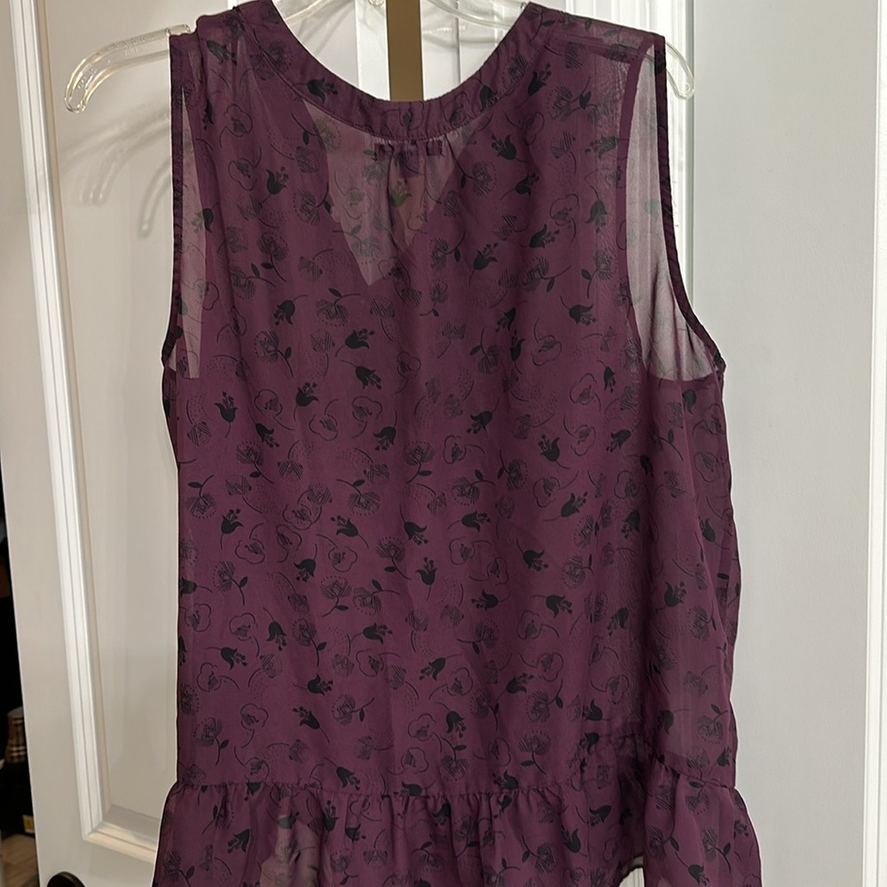 Gap Sheer Purple short sleeve Blouse - Picture 4 of 4